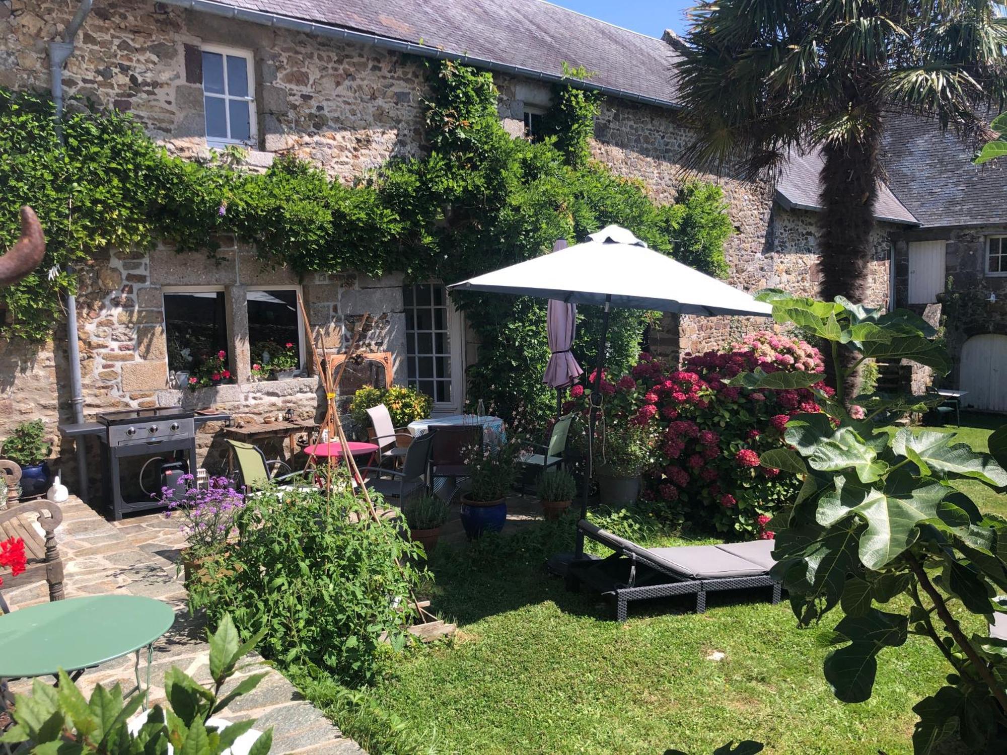 Magnifique Longere Du Cotentin Heugueville-sur-Sienne Exterior photo